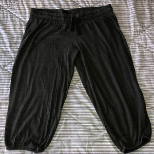 Under Armour Capris Sweats